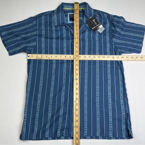 Reverse Threads Aztec Print Button Down Shirt Mens S Blue Geometric Striped NWT - Picture 7 of 8
